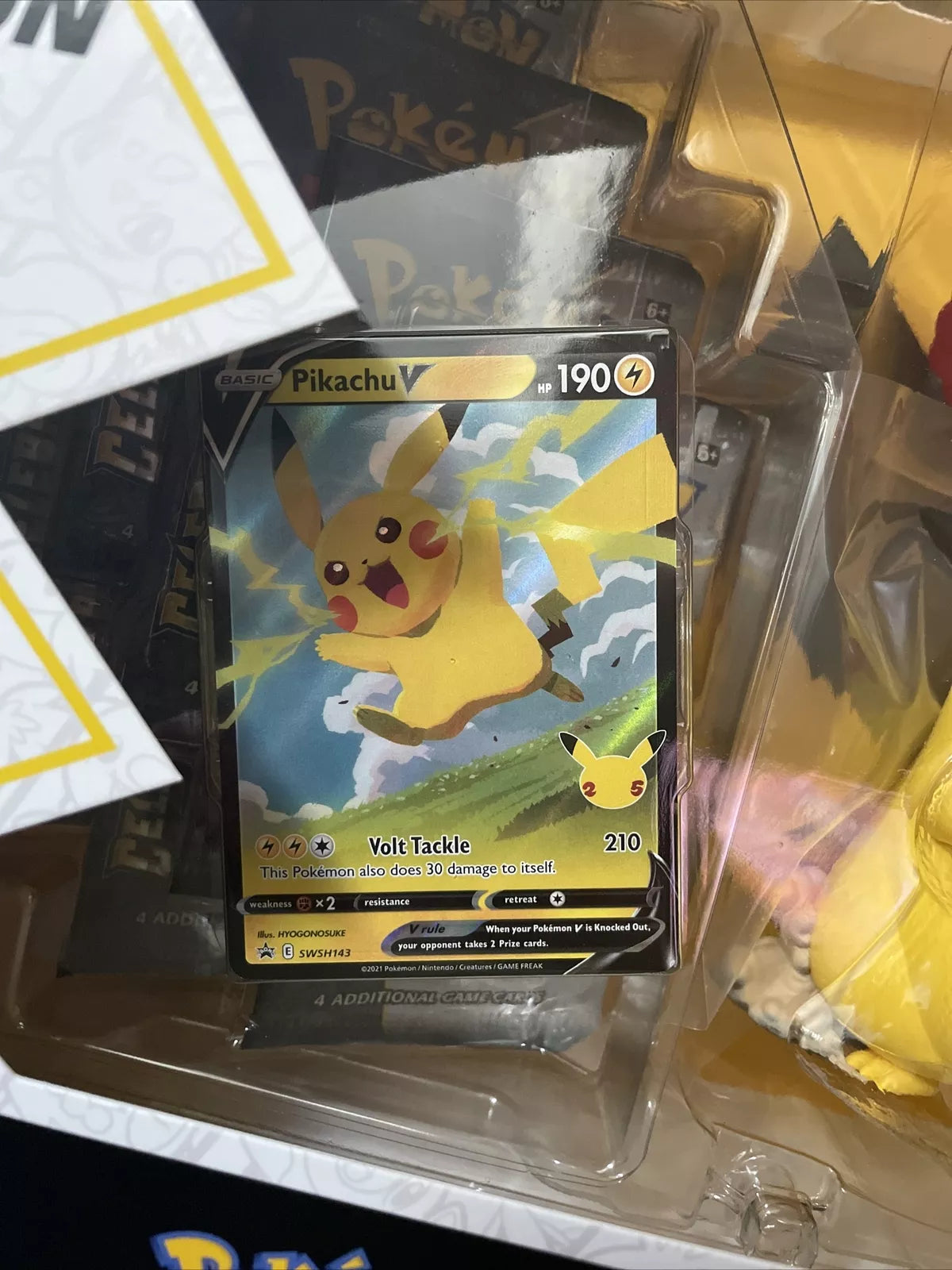 Pokémon TCG Celebrations Premium Figure Collection Pikachu VMAX Box