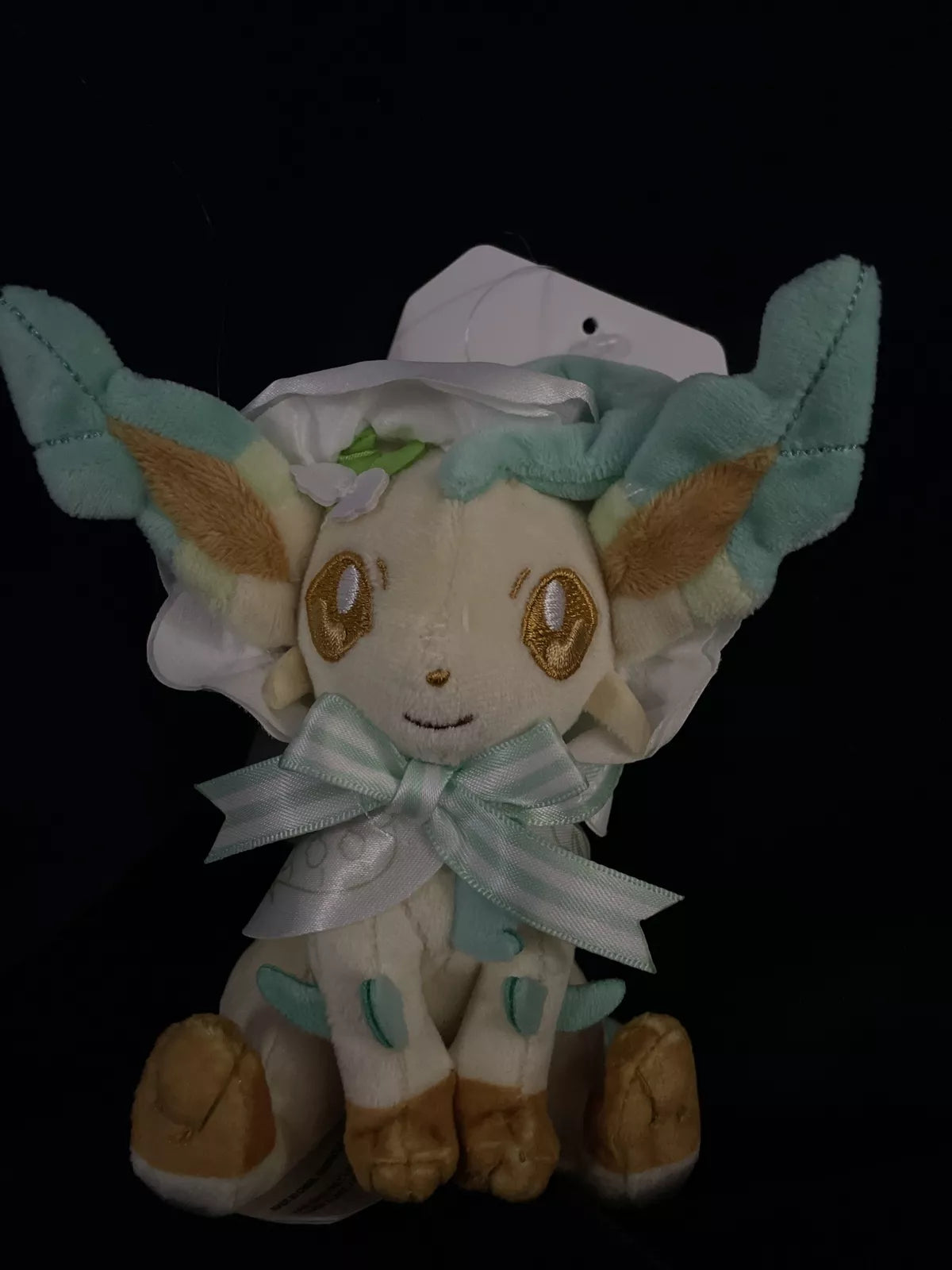 Pokemon Center USA Easter Leafeon Happy Spring Plush Key Chain